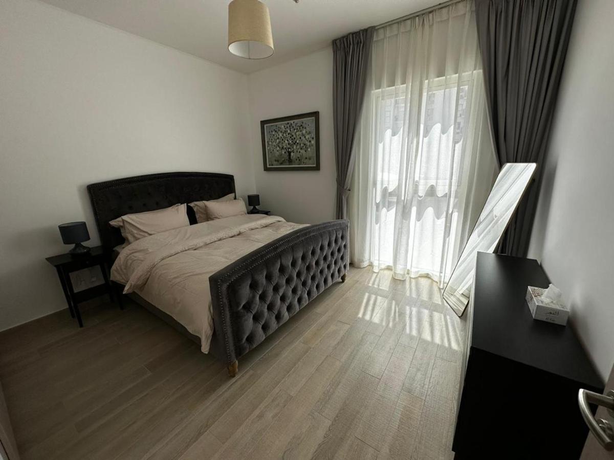 Modern In Racing Paradise: Close To Ferrari World & F1 Track Apartment Abu Dhabi