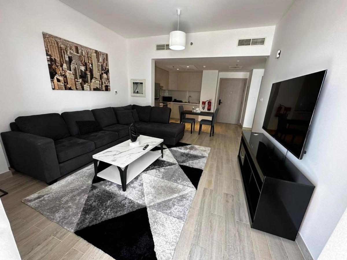 Modern In Racing Paradise: Close To Ferrari World & F1 Track *
